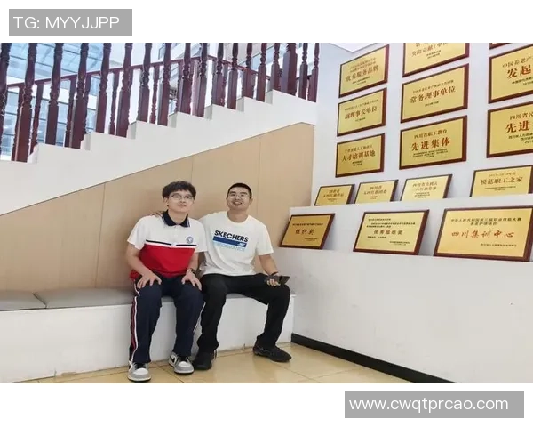 卡姓足球的崛起与发展探讨：从草根到职业的精彩旅程