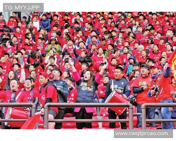 足球刘昆雄的传奇人生与不屈精神在绿茵场上的辉煌历程